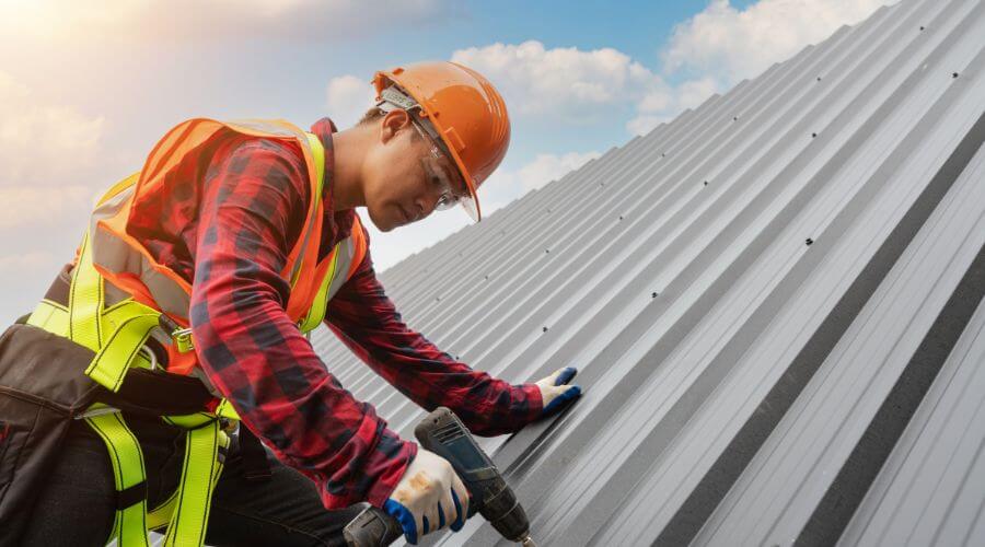 Professional metal roof installation in Blue Mountain, MS